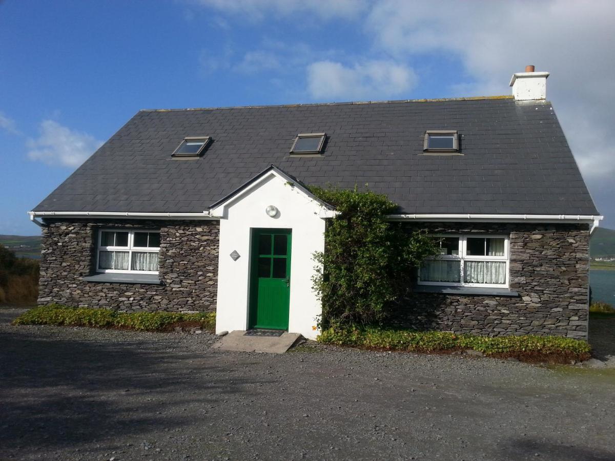 Holiday Home Seaside Cottages-1 Portmagee Room photo